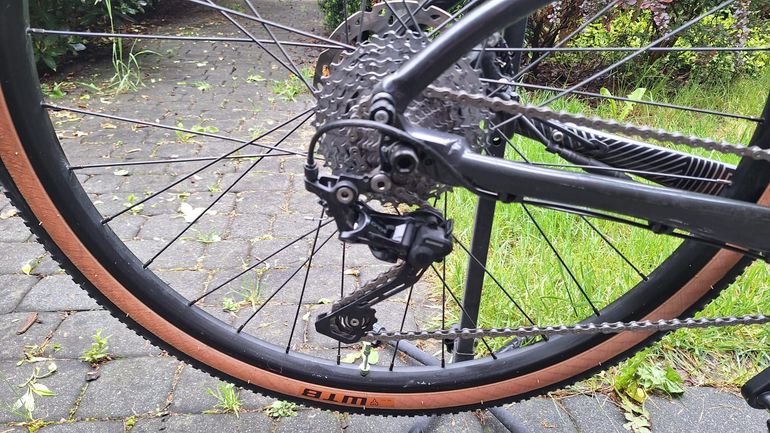 Used Cannondale Topstone neo Shimano GRX 2022 Road & Gravel — image 2 of 6
