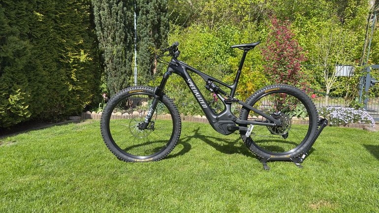 Used Specialized Turbo Levo Comp 2022 2022 Mountainbike, Schwarz, 29, 27.5 — image 2 of 11