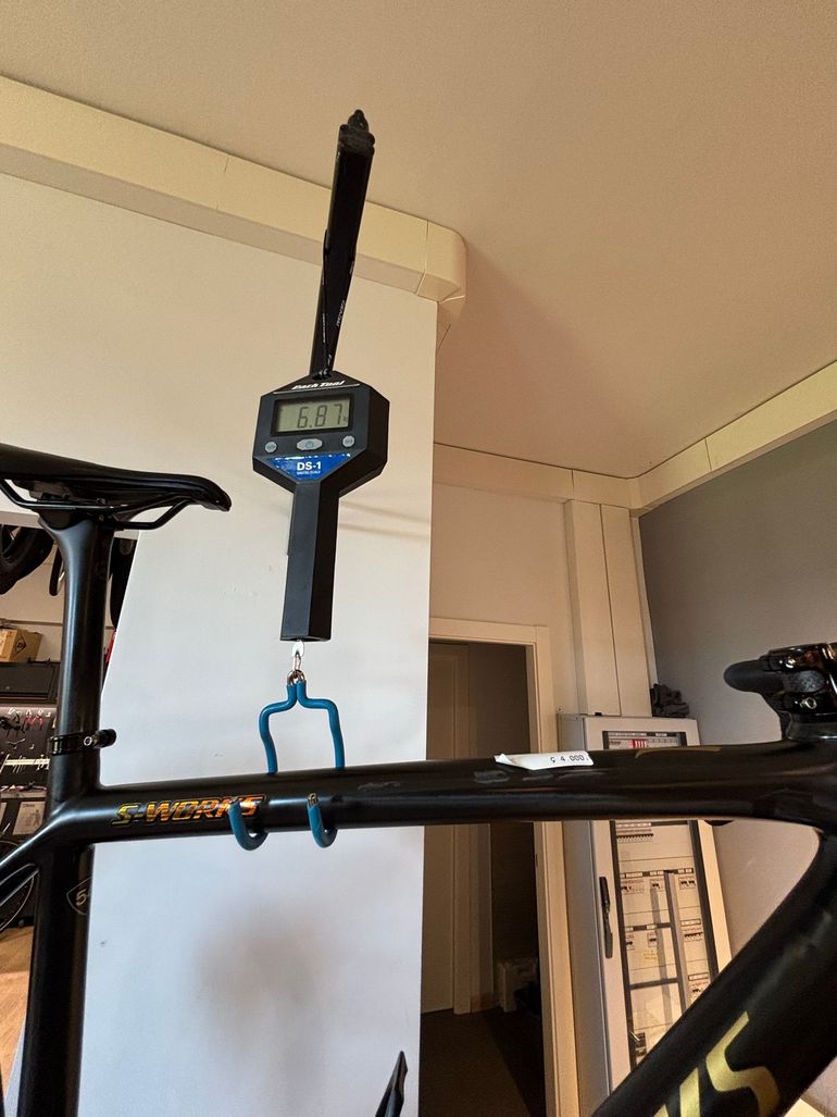 Used Specialized S-Works Aethos - Dura-Ace Di2 2022 2022 Road & Gravel, Black — image 4 of 13
