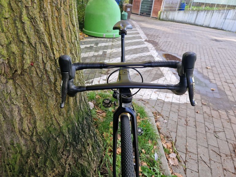 Used Canyon Grail CF SLX 9 eTap 2023 2023 Road & Gravel, Orange — image 3 of 6