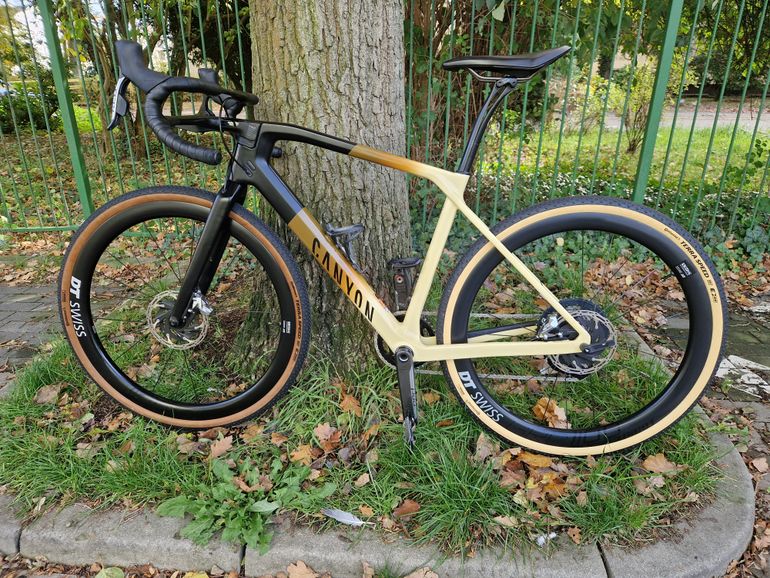 Used Canyon Grail CF SLX 9 eTap 2023 2023 Road & Gravel, Orange — image 1 of 6