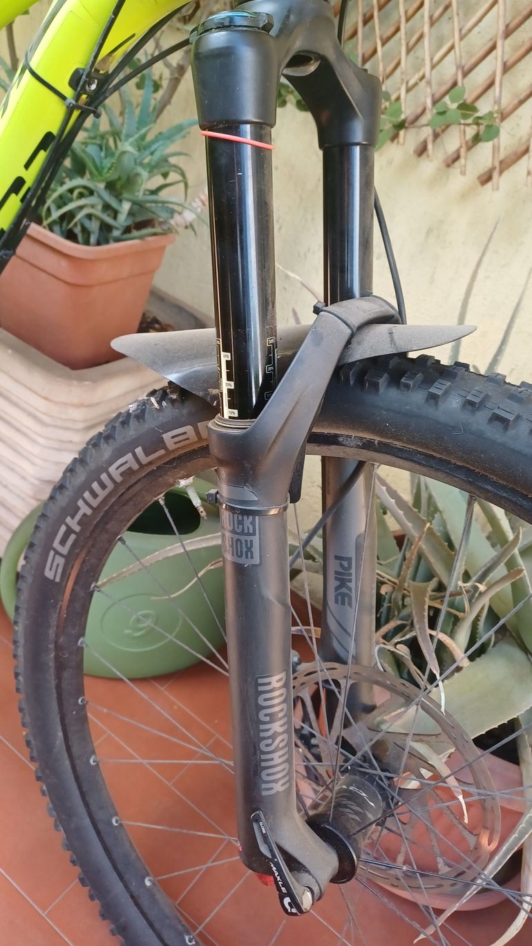 Used Specialized Stumpjumper FSR Comp Carbon 650b 2017 2017 Mountainbike, Grün, 27.5 — image 1 of 5