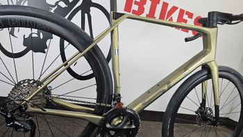 Used Superior X-road Team Elite Se Disc + Carbon Wheels 2024 Road & Gravel — image 18 of 21