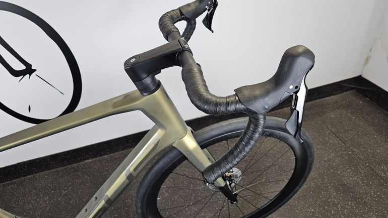 Used Superior X-road Team Elite Se Disc + Carbon Wheels 2024 Road & Gravel — image 20 of 21