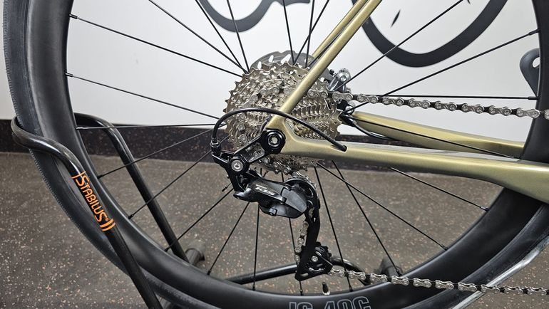 Used Superior X-road Team Elite Se Disc + Carbon Wheels 2024 Road & Gravel — image 19 of 21