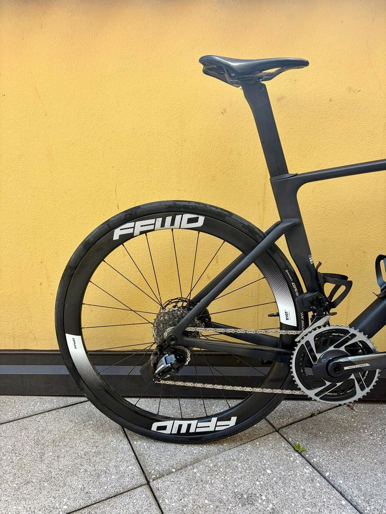 Used Van rysel Van Rysel RCR Pro SRAM Force 2025 Road & Gravel, Black — image 4 of 9