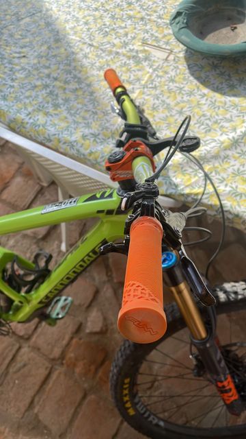Cannondale Jekyll Carbon 1 2017 2017 Mountainbike d'occasion — image 4 sur 8
