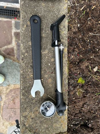 Used Canyon Pathlite:ON Shimano Deore XT 2021 Mountainbike, Green — image 7 of 11