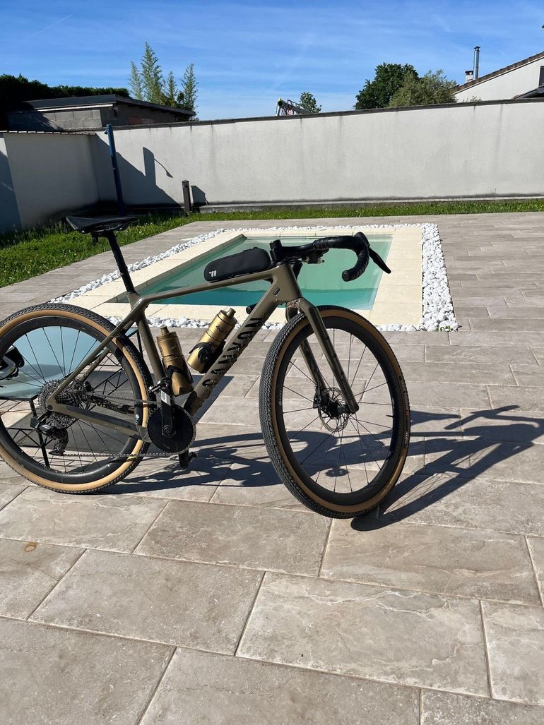 Used Canyon Grizl CF SL 6 AXS 2024 2024 Road & Gravel, Light Gray — image 1 of 6