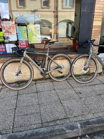 Used Canyon Grizl CF SL 6 AXS 2024 2024 Road & Gravel, Light Gray — image 6 of 6