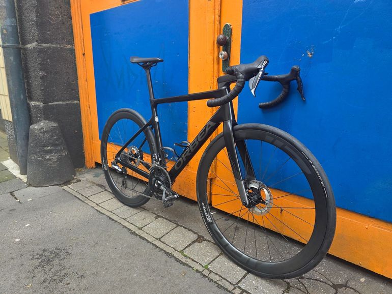 Used Orbea ORCA M25TEAM 2021 2021 Road & Gravel, Negro — image 3 of 9