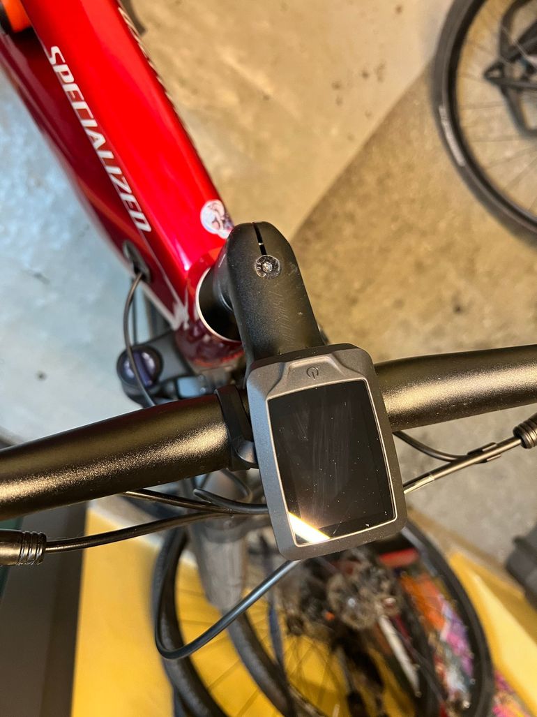 Used Specialized Turbo Vado Shimano CUES 2025 Urban, Red — image 3 of 4