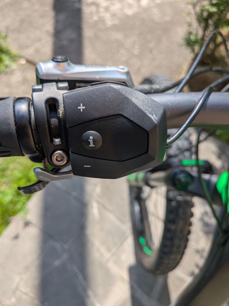 Used Scott E-genius Plus 730 2016 Mountainbike — image 5 of 9