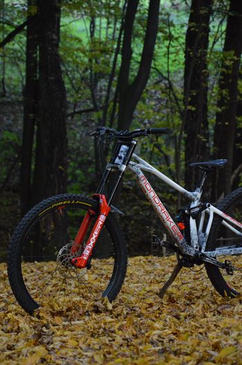 Used Mondraker Summum SRAM X5 2023 Mountainbike, Red — image 5 of 8