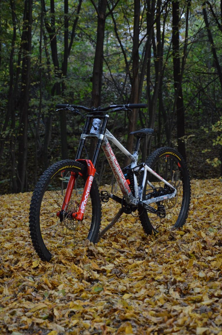 Used Mondraker Summum SRAM X5 2023 Mountainbike, Red — image 6 of 8