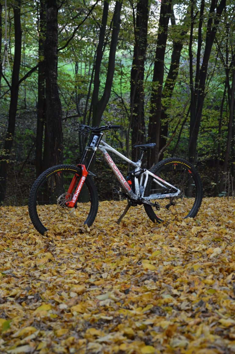 Used Mondraker Summum SRAM X5 2023 Mountainbike, Red — image 8 of 8