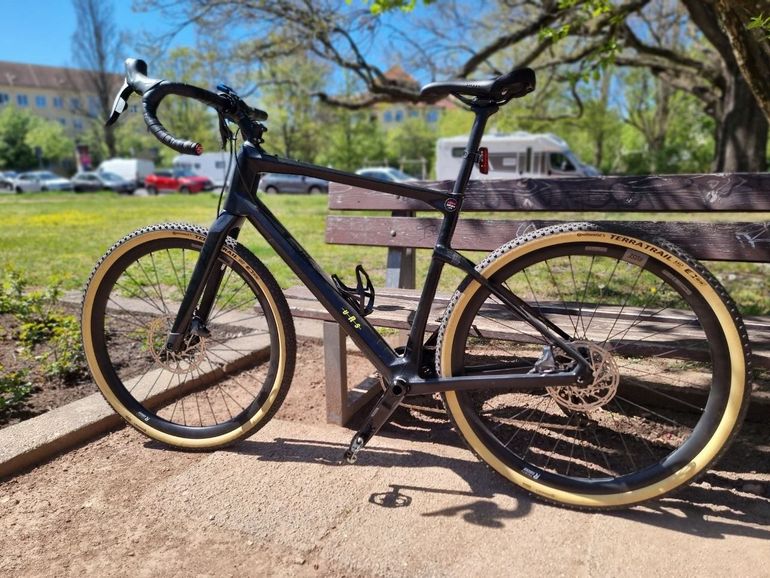 Used BMC Urs SRAM Force 2021 Road & Gravel, Black — image 2 of 14