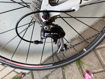 Used Ridley Helium Shimano 105 2019 Road & Gravel, White — image 4 of 12