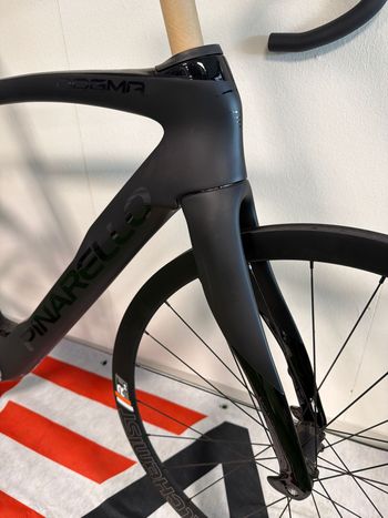 Used Pinarello DOGMA F 1K 2025 Frameset 2025 Road & Gravel, Schwarz — image 3 of 6