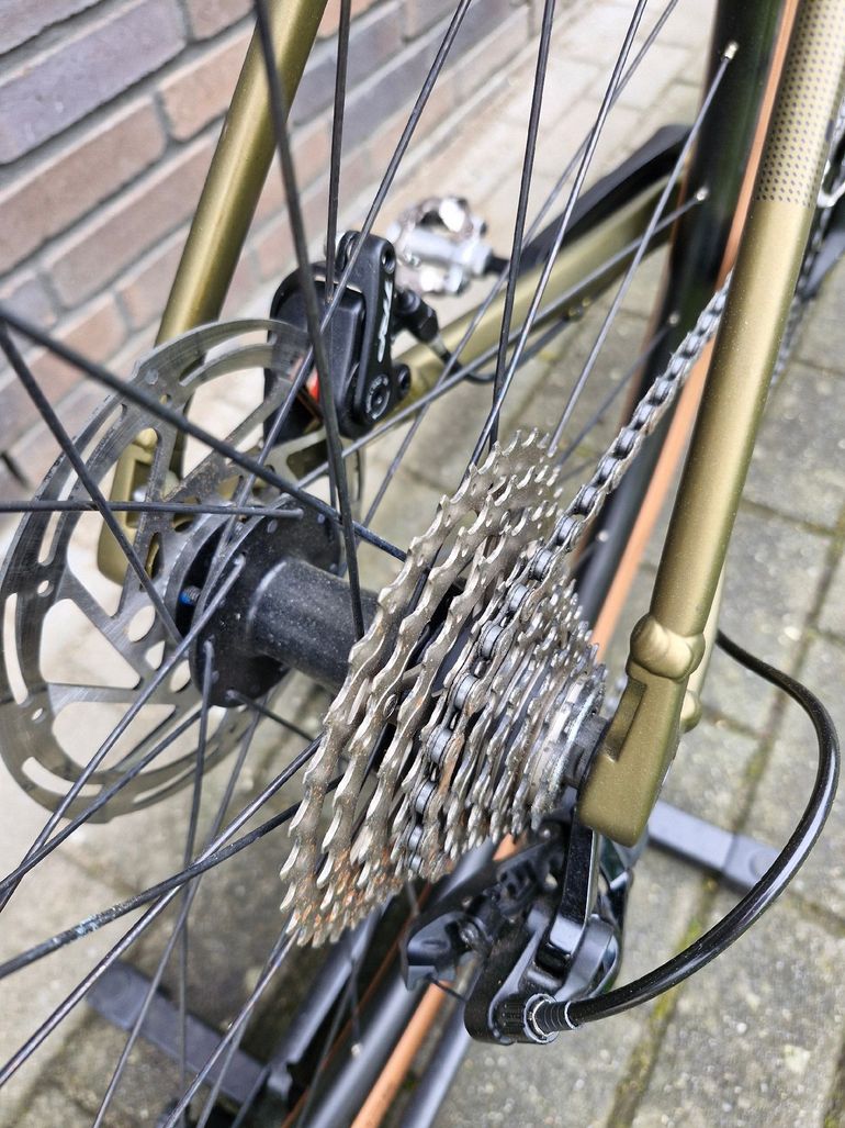 Used CUBE NUROAD PRO 2023 2023 Road & Gravel, Green — image 5 of 15