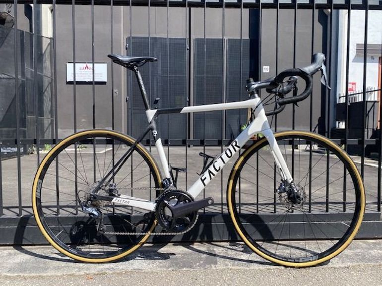 Used Factor O2 - Shimano Ultegra 2023 2023 Road & Gravel, White — image 1 of 5
