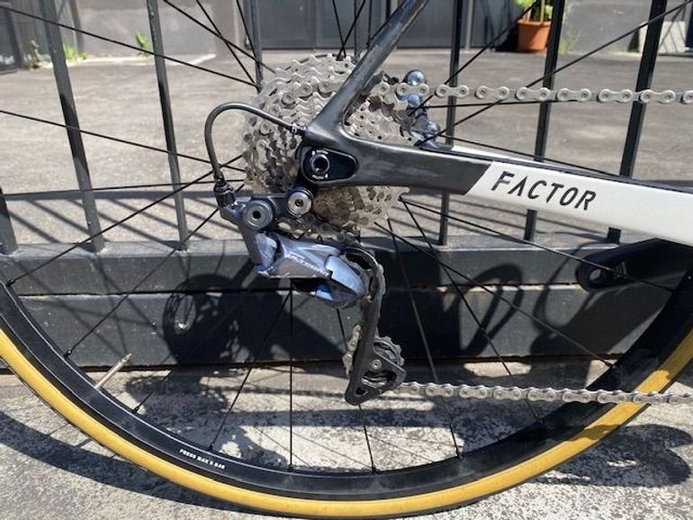 Used Factor O2 - Shimano Ultegra 2023 2023 Road & Gravel, White — image 2 of 5
