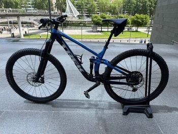 Used Trek Fuel EX 8 Gen 5 2023 2023 Mountainbike — image 7 of 7