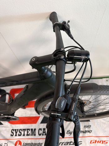 Used Pinarello Treviso Carbon Disk Bike 2021 2021 Urban, Black — image 3 of 4