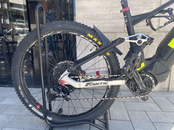 Used Fantic XF1 1.6 CARBON 2023 Mountainbike, Black — image 2 of 8