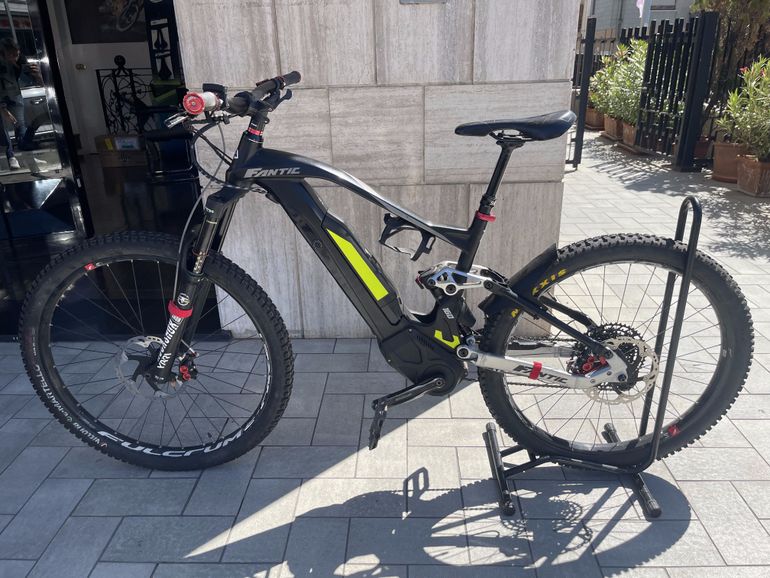 Used Fantic XF1 1.6 CARBON 2023 Mountainbike, Black — image 5 of 8