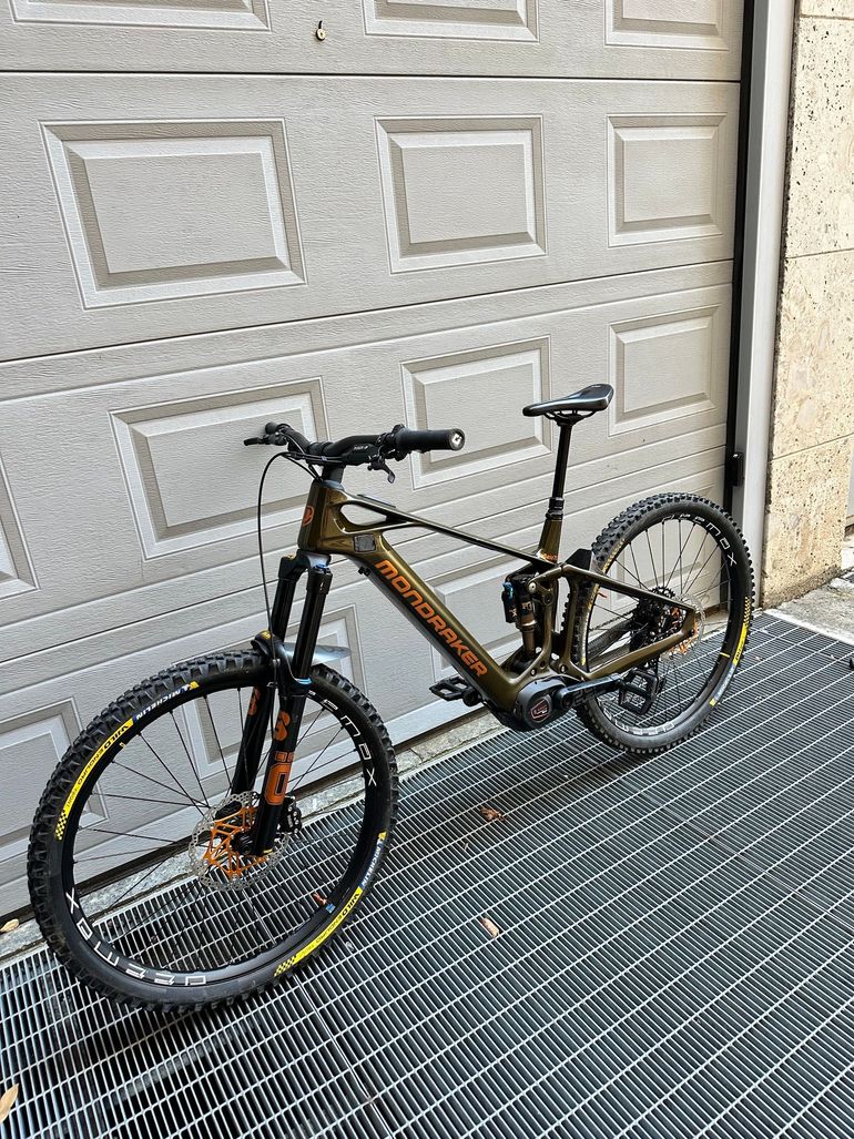 Used Mondraker CRAFTY CARBON XR LTD 2023 2023 Mountainbike — image 8 of 9