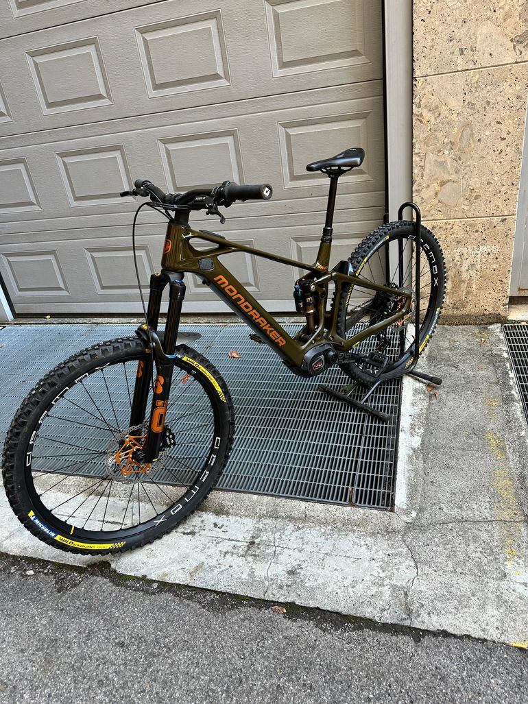 Used Mondraker CRAFTY CARBON XR LTD 2023 2023 Mountainbike — image 2 of 9