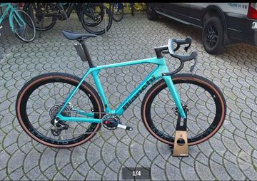 Brugt Bianchi Impulso RC RED XPLR disc 2025 2025 Road & Gravel
