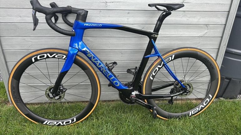Used Pinarello X9 Shimano Ultegra DI2-2025 Met Dura Ace Cranktsel 54-40 2025 Road & Gravel, Blue — image 8 of 11