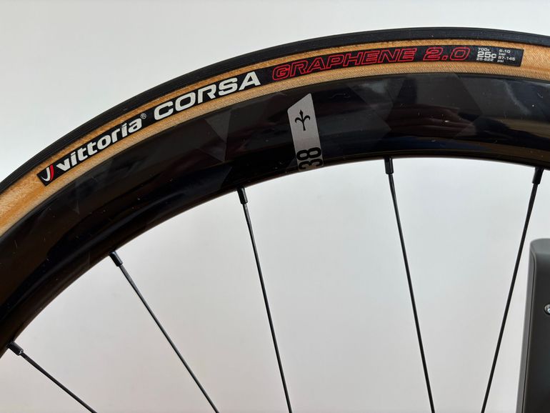 Used Wilier 0 SLR - SHIMANO ULTEGRA Di2 R8170 2024 2024 Road & Gravel — image 13 of 38