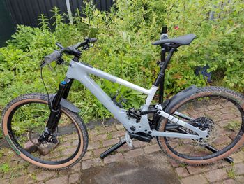 Used Specialized Turbo kenevo SRAM X01 Eagle AXS 2022 Mountainbike, Light Gray — image 2 of 13
