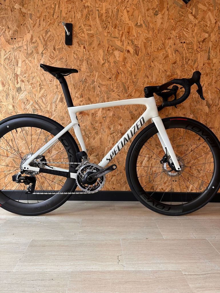 Used Specialized Tarmac SRAM Rival eTap AXS 2021 Road & Gravel — image 1 of 5