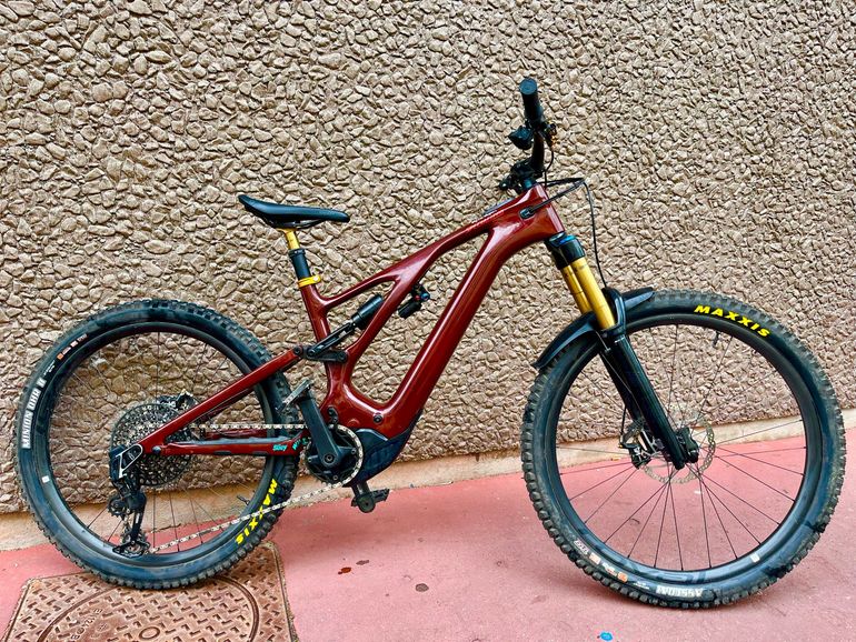 Used Specialized Turbo Levo Pro Carbon 2024 2024 Mountainbike, Red, 29, 27.5 — image 1 of 5