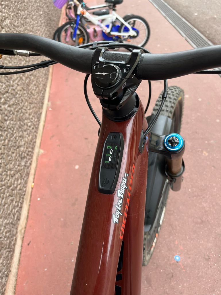 Used Specialized Turbo Levo Pro Carbon 2024 2024 Mountainbike, Red, 29, 27.5 — image 5 of 5