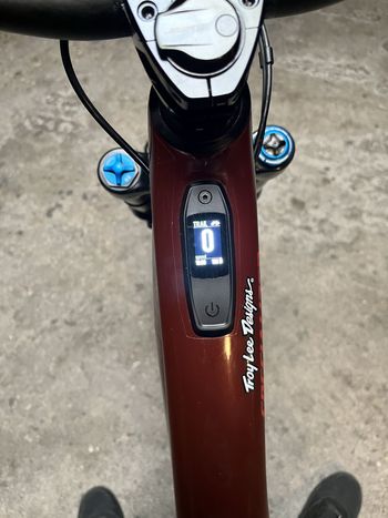 Used Specialized Turbo Levo Pro Carbon 2024 2024 Mountainbike — image 6 of 8