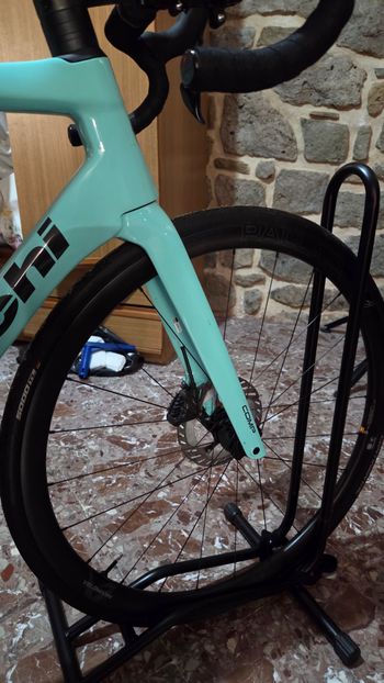 Used Bianchi Specialissima Shimano Ultegra Di2 2025 Road & Gravel, Blue — image 2 of 8