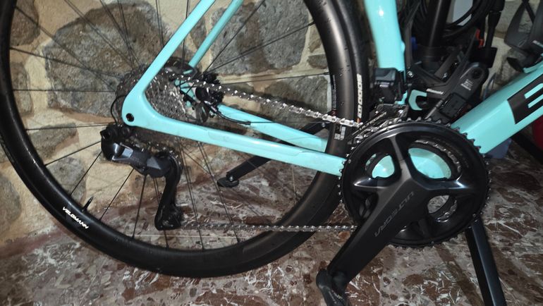 Used Bianchi Specialissima Shimano Ultegra Di2 2025 Road & Gravel, Blau — image 6 of 9