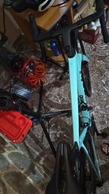 Used Bianchi Specialissima Shimano Ultegra Di2 2025 Road & Gravel, Blau — image 9 of 9