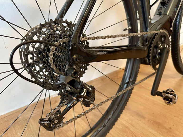 Used Basso Volta SRAM Apex 2022 Road & Gravel, Green — image 9 of 11