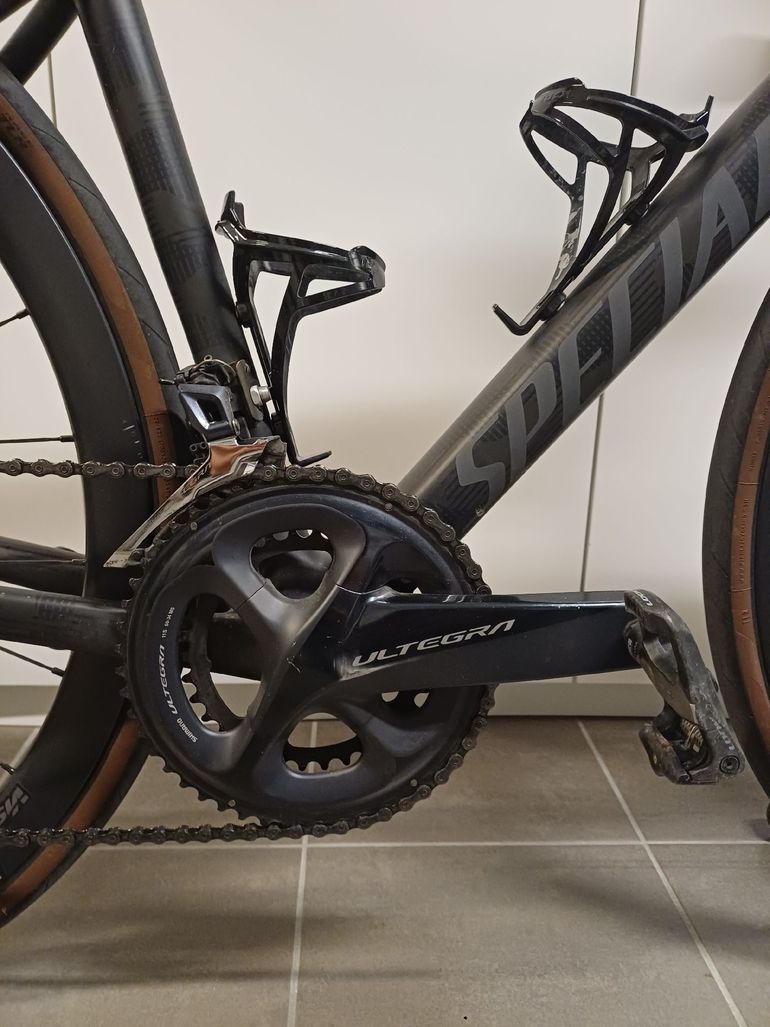 Used Specialized Women's Tarmac Disc Comp 2019 2019 Road & Gravel, Black — image 2 of 10