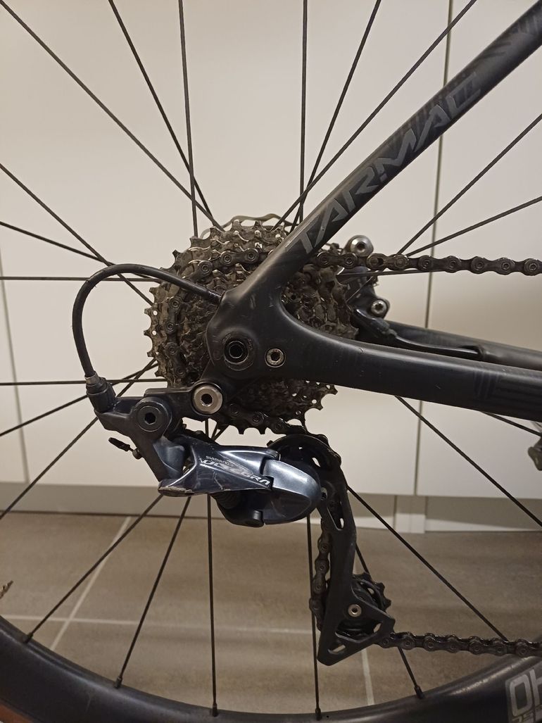 Used Specialized Women's Tarmac Disc Comp 2019 2019 Road & Gravel, Black — image 3 of 10