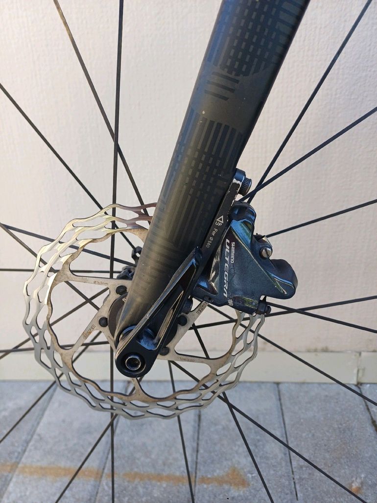 Used Specialized Women's Tarmac Disc Comp 2019 2019 Road & Gravel, Black — image 12 of 14