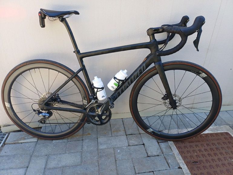 Used Specialized Women's Tarmac Disc Comp 2019 2019 Road & Gravel, Black — image 14 of 14