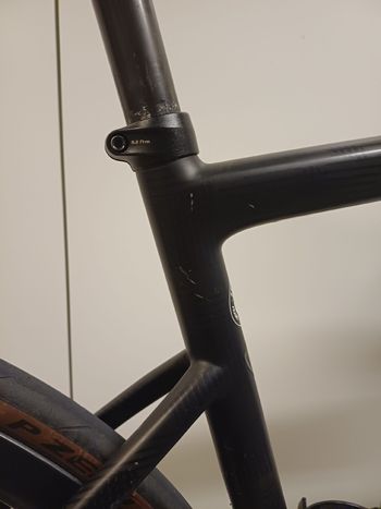 Used Specialized Women's Tarmac Disc Comp 2019 2019 Road & Gravel, Black — image 10 of 10
