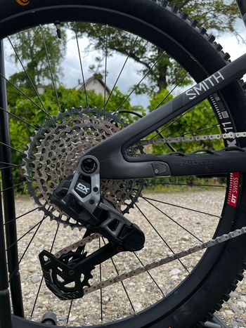 Used Pivot Mach 6 SRAM GX Eagle AXS 2025 Mountainbike, Black — image 7 of 11